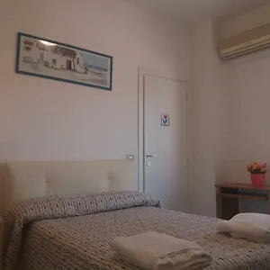 Silvy Trastevere Quarto em Acomodações Particulares Roma